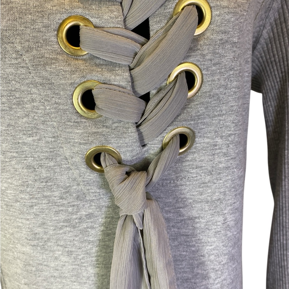Free People Gray Lace-Up Long Sleeve Top Women’s Size Large - Picture 2 of 6